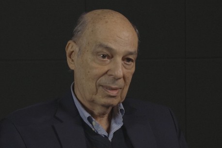 Trabalhando e contando pontos na micro e na macro política